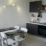 Studio - Balcon Plein Sud - Parking - Centre Port