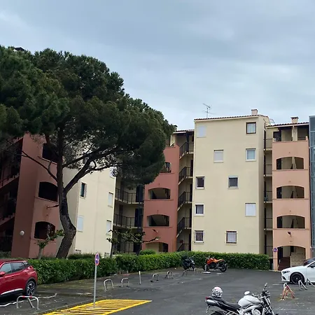Studio - Balcon Plein Sud - Parking - Centre Port Apartment